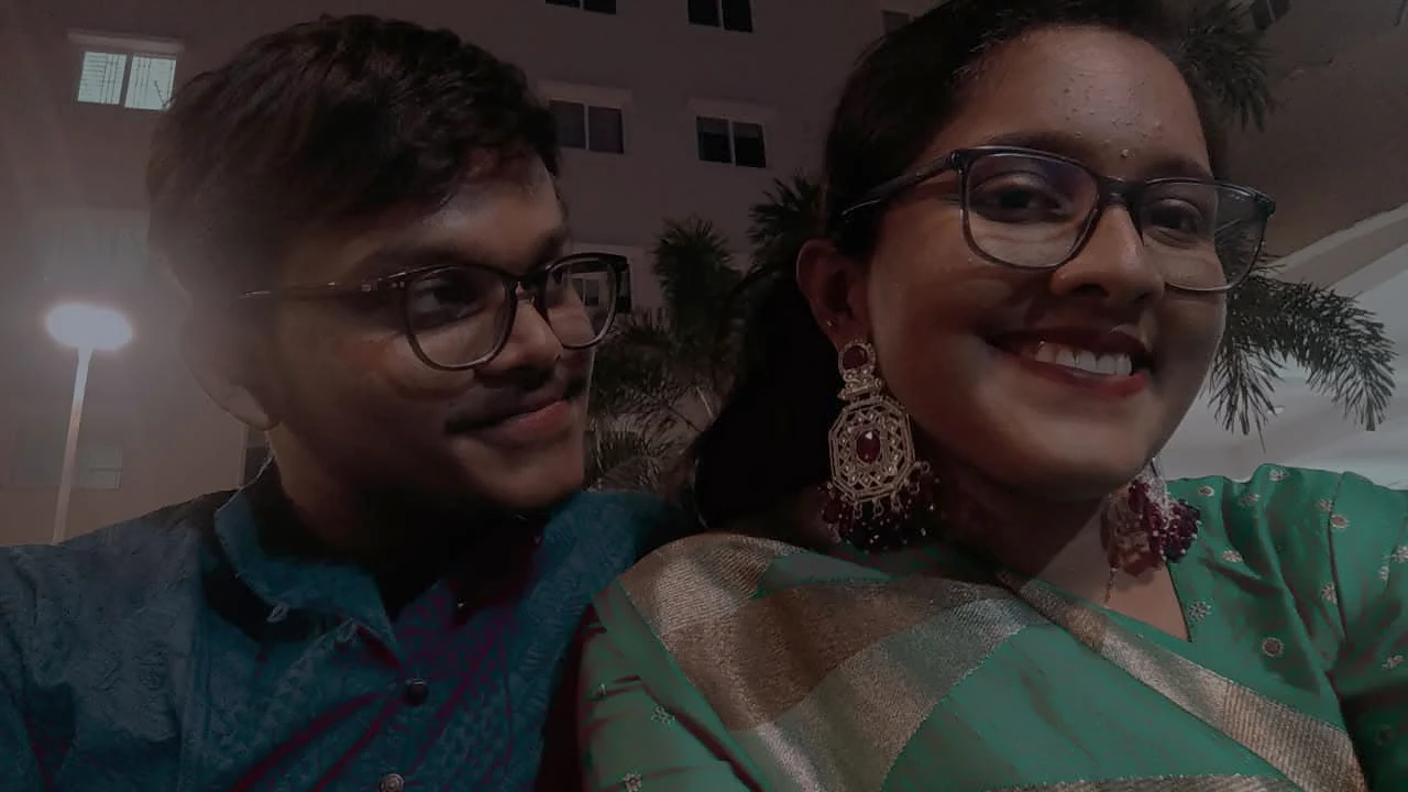 Our evening selfie, dressed in blue and green